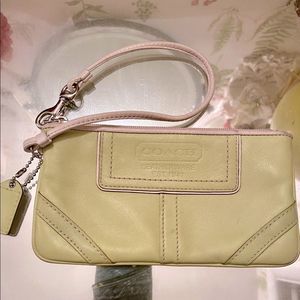 Coach Vintage Wristlet - 4x7.25 green lime leather , some staining on li…